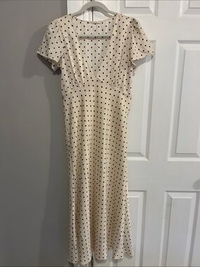 Cream Polka Dot Maxi Dress with V-Neck